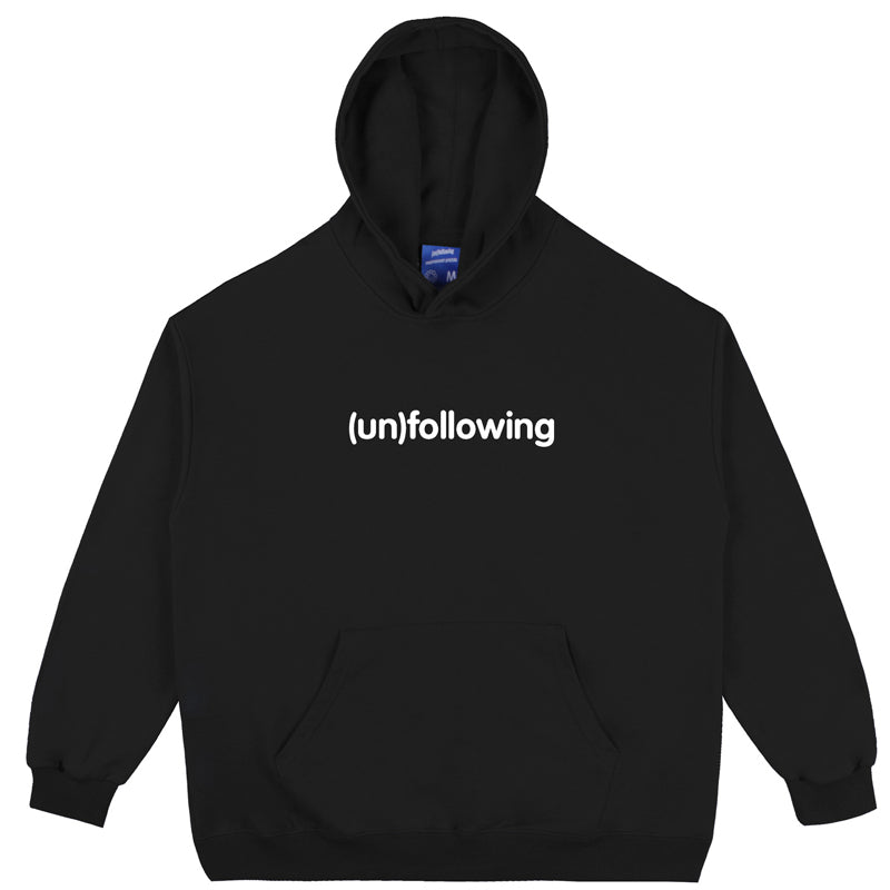 sudadera negra del rollo